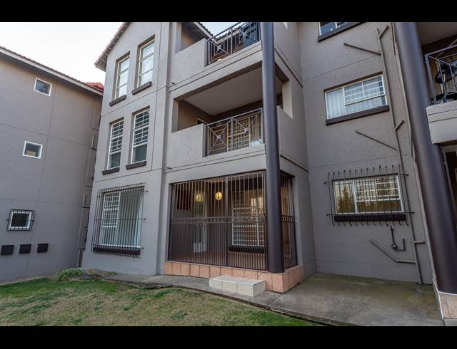 2 BEDROOM APARTMENT FOR SALE IN BASSONIA